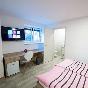 Ursa 3* Preddvor